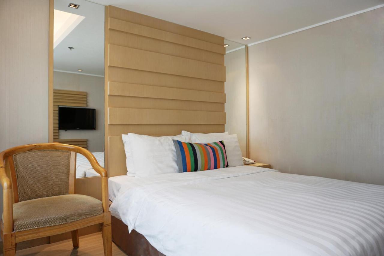 Hotel Benito Hong Kong Ngoại thất bức ảnh